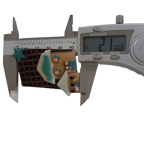 Lucinda Tan House Pin K512 - Picture 5 of 6